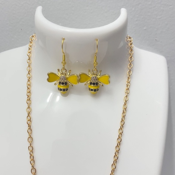 Yellow Bee Necklace and Earring Set 🐝💛 - Picture 2 of 4